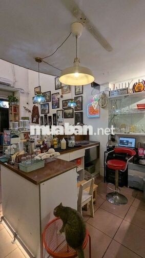 Sang Quán Cafe bánh Vintage quận 10