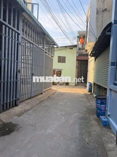 Cần bán đất dĩ an đối diện ubnd Đông Hoà cũ