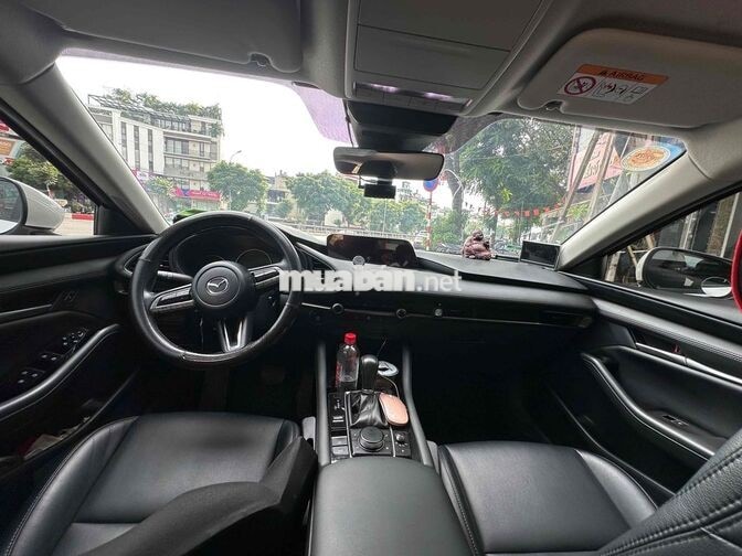 Mazda 3 Deluxe 2022 Trắng 27.000 km
