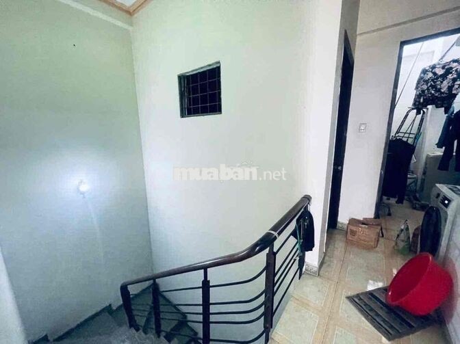Hẻm ô tô nhỏ ngay mặt tiền Cộng Hoà P13 Tân Bình 4 tầng 57m2 8.8 tỷ.