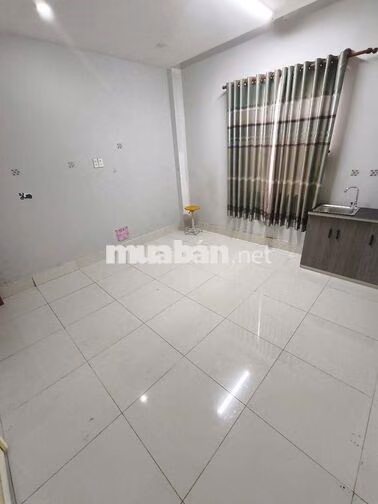 Phòng Trọ Máy Lạnh, Bếp Nấu Ăn, Giờ Giấc Tự Do, Cửa Sổ Thoáng Mát