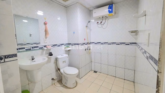 Chung cư Trần Quốc Thảo,thang bộ Giá thuê 9tr/th 1PN, 1wc ,Ko Nội ThấT