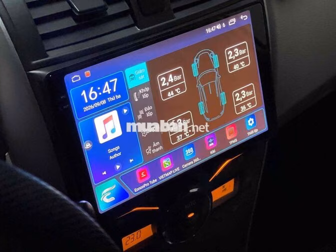 Toyota Corolla Altis 2.0 Tự động 2014 Vàng cát
