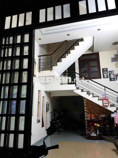 Hẻm ô tô nhỏ ngay mặt tiền Cộng Hoà P13 Tân Bình 4 tầng 57m2 8.8 tỷ.