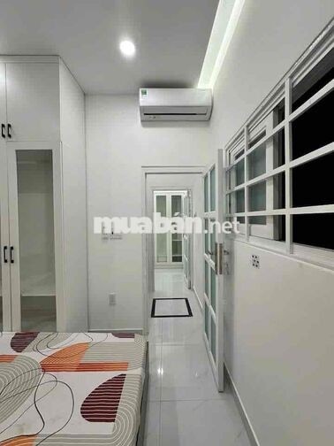 cho thuê nhà Nc đầy đủ Nội Thất Nhà Đẹp Cô Giang cách mặt tiền lớn 20m