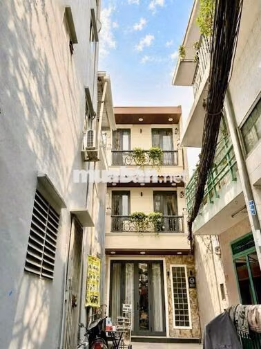 [SHR] Hẻm  Xe Hơi 4M - Huỳnh Văn Bánh 1 Trệt 2 Lầu 3 Phòng Ngủ