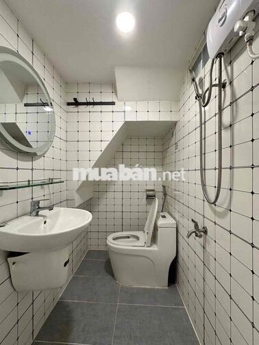 cho thuê nhà Nc đầy đủ Nội Thất Nhà Đẹp Cô Giang cách mặt tiền lớn 20m