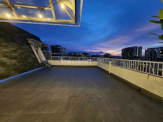 Penthouse Satra Eximland -200m2 nội thất cao cấp 4PN, 3WC Giá 49tr/th