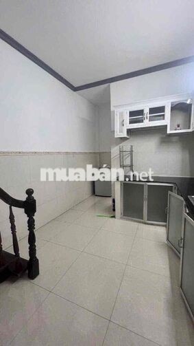 thuê nhà nguyên căn có nội thất 2 máy lạnh