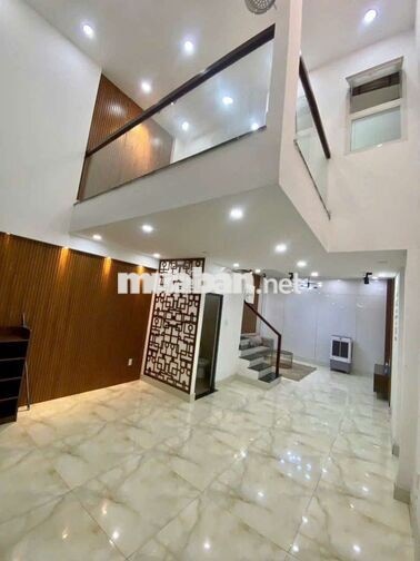 CHO THUÊ NHÀ HẺM XE TẢI THÔNG 4PN 5WC FULL NT NGUYỄN VĂN KHỐI P11