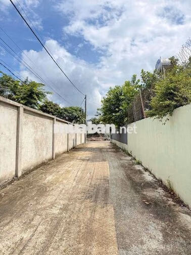 4700m2 CÓ 300m2 THỔ CƯ HẺM ÔTÔ GẦN TRUNG TÂM TP BMT