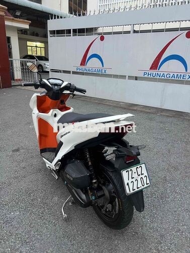 Honda Vario 150 Trắng cam Xe tay ga