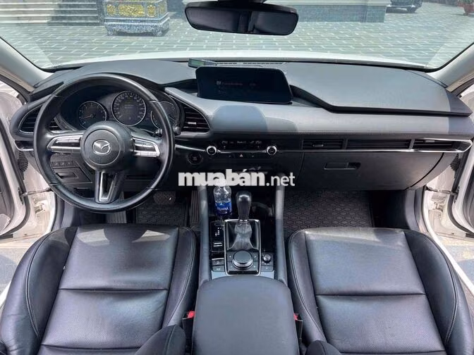 Mazda Mazda 3 Luxury 2023 Trắng 26000 km