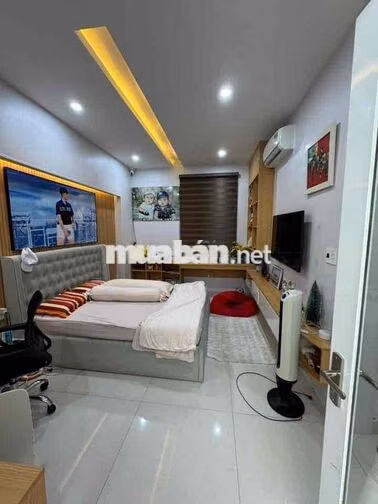 Hot hot…. 🌸 Cho thuê nhà 4 tầng đường 7m5 kề Xô Viết Nghệ Tĩnh, Đại họ