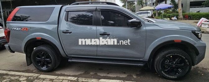 Nissan Navara Pro4X 2022 Xám 160000 km