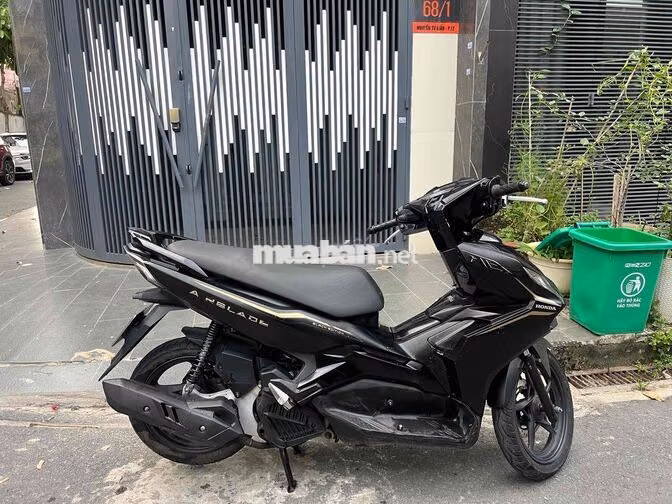 Honda Air Blade 2020 2 val Đen nhám