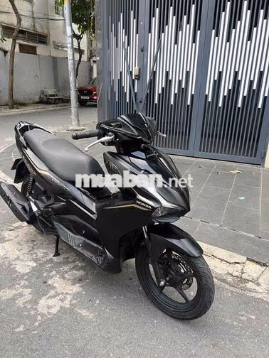 Honda Air Blade 2020 2 val Đen nhám