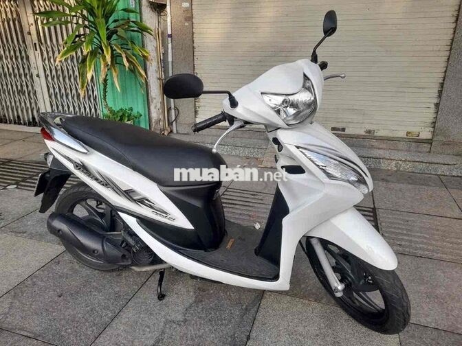 Vision 2012 thành phố có cccd chủ xe