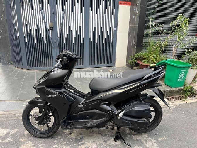 Honda Air Blade 2020 2 val Đen nhám
