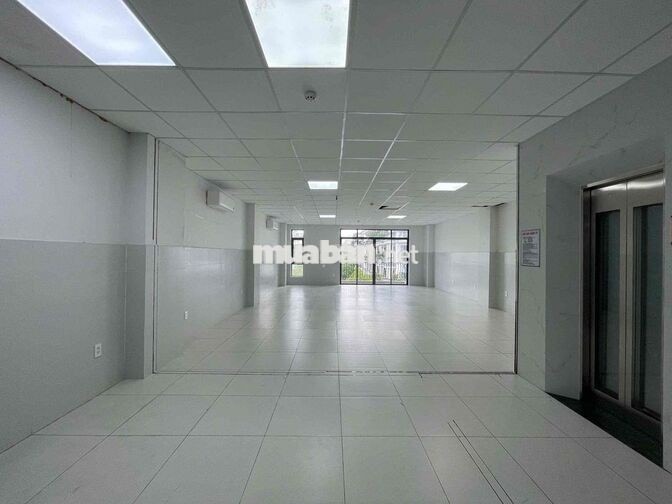 Cho thuê Shophouse 7x22m Trệt + 5 lầu căn hiếm Vạn Phúc city