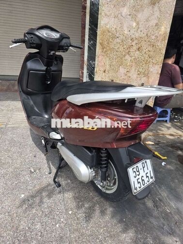 Honda LEAD 2012 . còn đẹp. máy êm. 