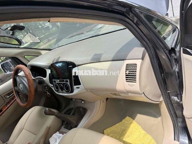 Toyota Innova 2007 bảng G màu Đen