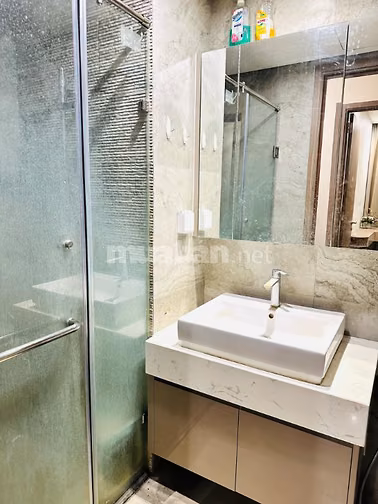 Cho thuê căn hộ Vinhome Symphony, 55m2 2PN full đồ giá chỉ 12tr.