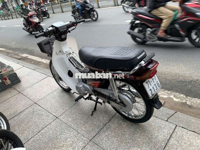 Honda Dream Sandal Boss 2010 Nâu, Trắng