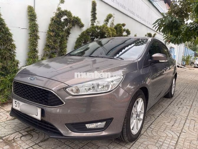 Ford Focus 2017 Sedan hạng C cực mới 1.5 Tubor