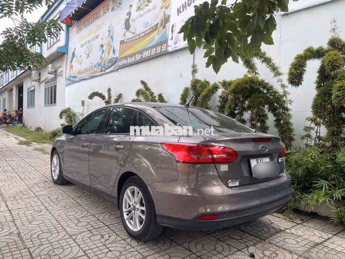 Ford Focus 2017 Sedan hạng C cực mới 1.5 Tubor