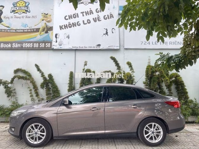 Ford Focus 2017 Sedan hạng C cực mới 1.5 Tubor