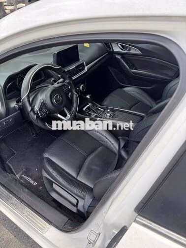 Mazda Mazda 3 2017 Trắng Tự động