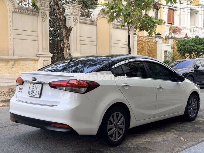 KIA Cerato 2017 Số sàn Trắng