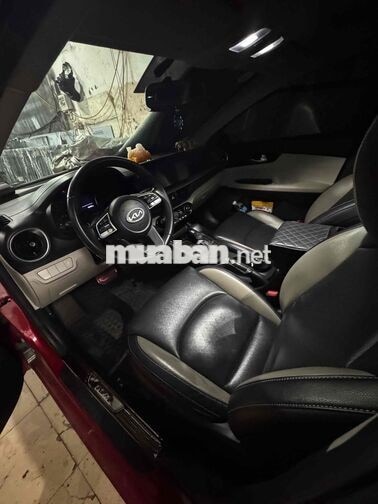 Kia K3 5 chỗ màu Đỏ
