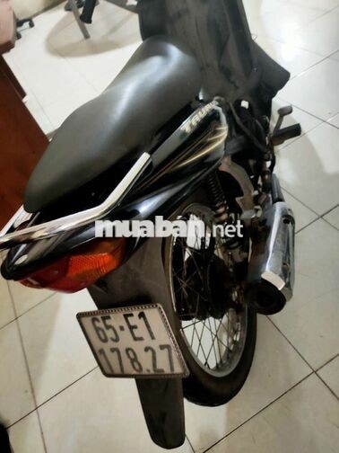Yamaha Taurus Xanh đen Xe số