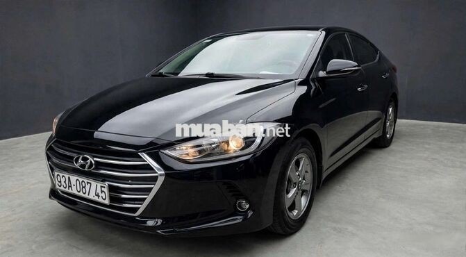 Hyundai Elantra GLS Số sàn Đen
