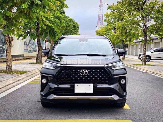 Toyota Veloz Top 2026 bản full Đen