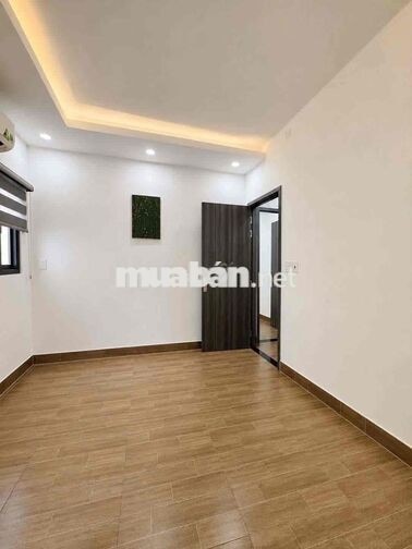 Sát MT HHH - HXH đổ cửa - 3 Tầng