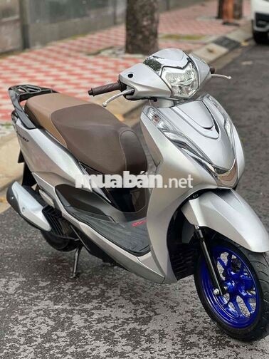 Honda Lead 4Van 2022 Bạc posche mâm xanh mới 98 %