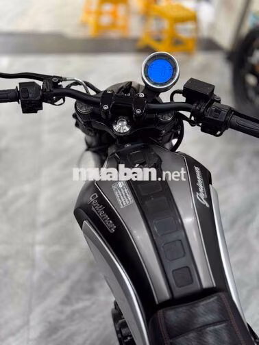 GPX Gentleman 200 Cafe Racer Đen Thái Lan