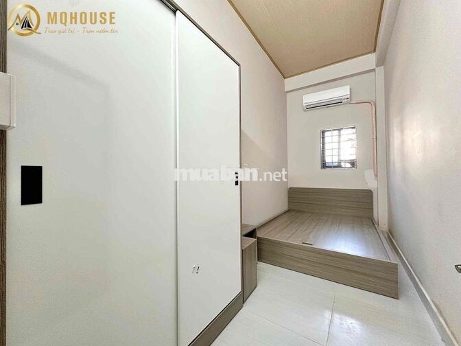 CĂN HỘ 2 PHÒNG NGỦ CHO THUÊ VƯỜN LÀI SV ĐH VĂN HIẾN CỬA SỔ MÁY GIẶT
