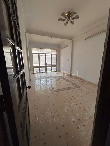 CHO THUÊ CĂN ĐÔI MT HOÀNG VĂN THỤ  7,6x18M, 1 TRỆT 3 LẦU, GẦN 400M  GI