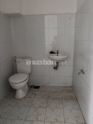 CHO THUÊ CĂN ĐÔI MT HOÀNG VĂN THỤ  7,6x18M, 1 TRỆT 3 LẦU, GẦN 400M  GI