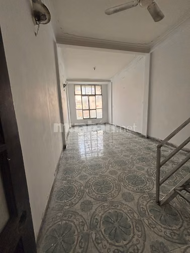 CHO THUÊ CĂN ĐÔI MT HOÀNG VĂN THỤ  7,6x18M, 1 TRỆT 3 LẦU, GẦN 400M  GI