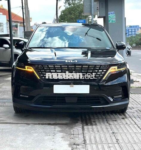 Kia Carnival Signature 2024 Đen 37.000 km