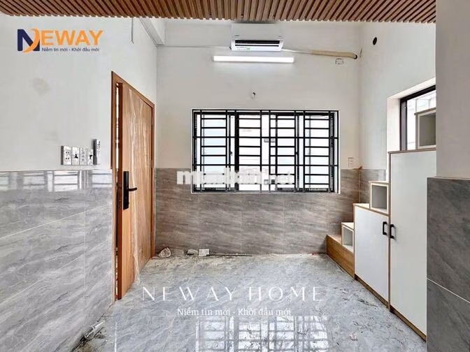 DUPLEX NGAY IUH NGUYỄN VĂN DUNG CS3 CỬA SỔ TRỜI MỚI XÂY 100%