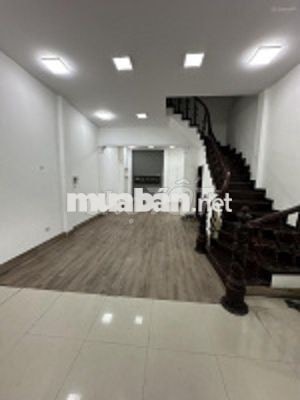 Nhà ngõ 216 Trung Kính, Dt 60m2 x 5 tầng làm Văn phòng, Lớp học, KD on