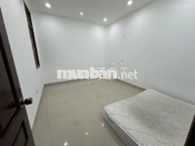 Nhà ngõ 216 Trung Kính, Dt 60m2 x 5 tầng làm Văn phòng, Lớp học, KD on