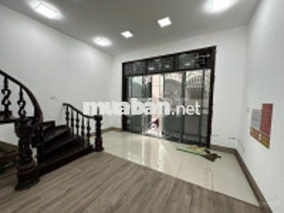 Nhà ngõ 216 Trung Kính, Dt 60m2 x 5 tầng làm Văn phòng, Lớp học, KD on