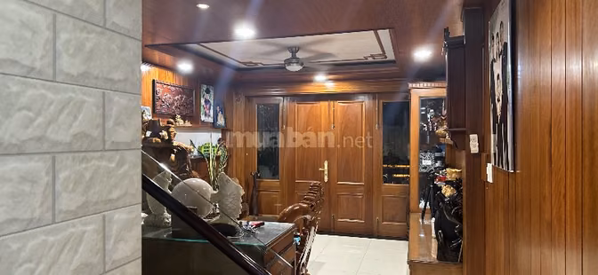 NHÀ MỚI, THOÁNG ĐẸP, CHỖ ĐẬU OTO
